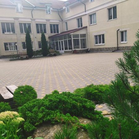 Zhyttedar Ulanov Esterno foto