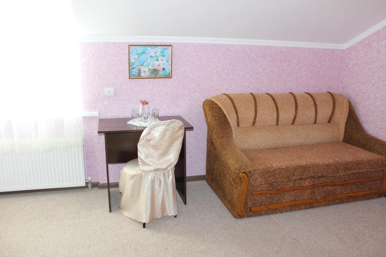 Zhyttedar Ulanov Esterno foto